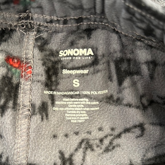 Men’s Pajama Pants - Picture 4 of 5